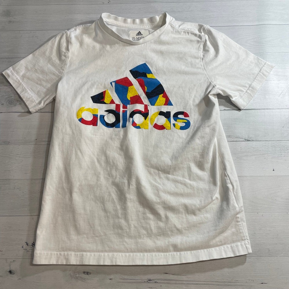 Adidas boys logo lego shirt 13/14
